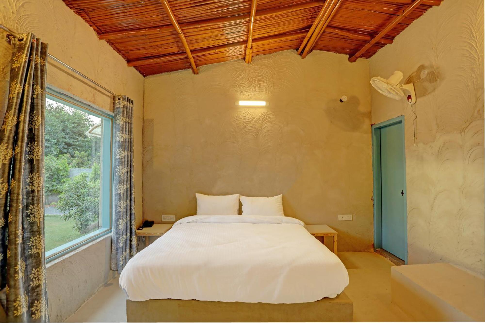 Hotel O The Mud House Bhundsi Bagian luar foto